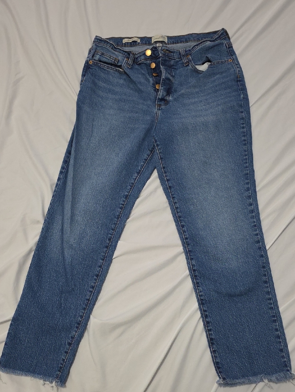 Universal Thread Women's Medium Blue Straight-Leg Jeans with Button Fly